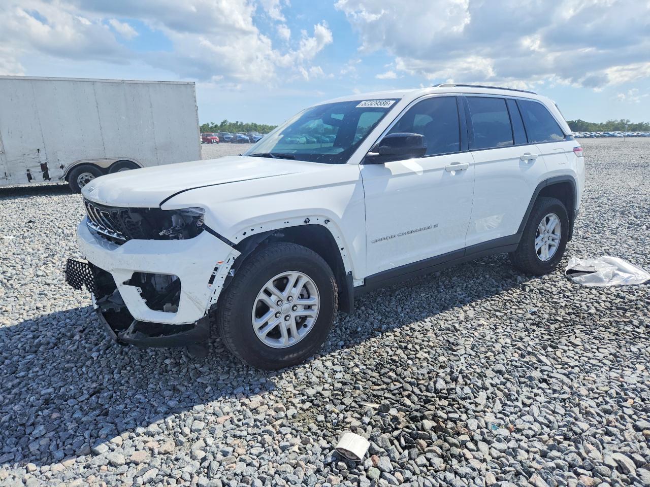 2025 JEEP GRAND CHEROKEE Laredo, Altitude