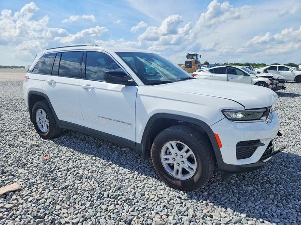2025 JEEP GRAND CHEROKEE Laredo, Altitude