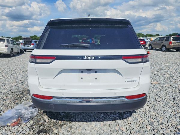 2025 JEEP GRAND CHEROKEE Laredo, Altitude