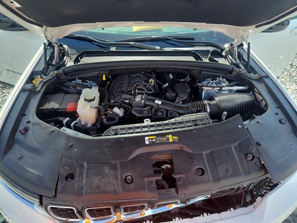 2025 JEEP GRAND CHEROKEE Laredo, Altitude