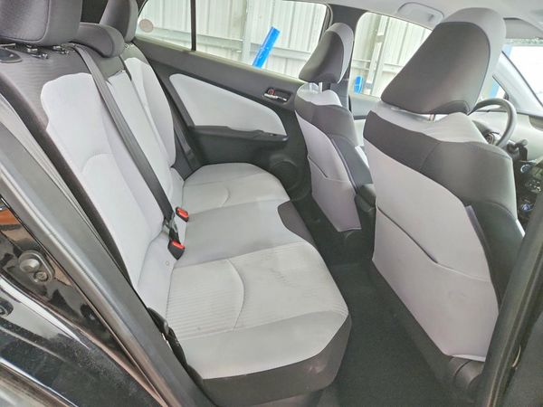 2016 TOYOTA PRIUS One/Two