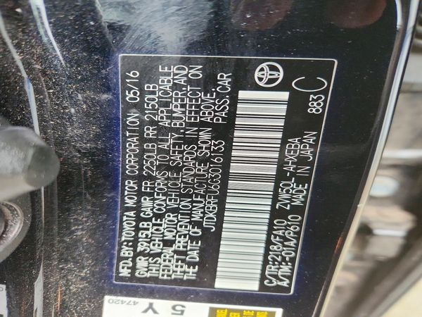 2016 TOYOTA PRIUS One/Two