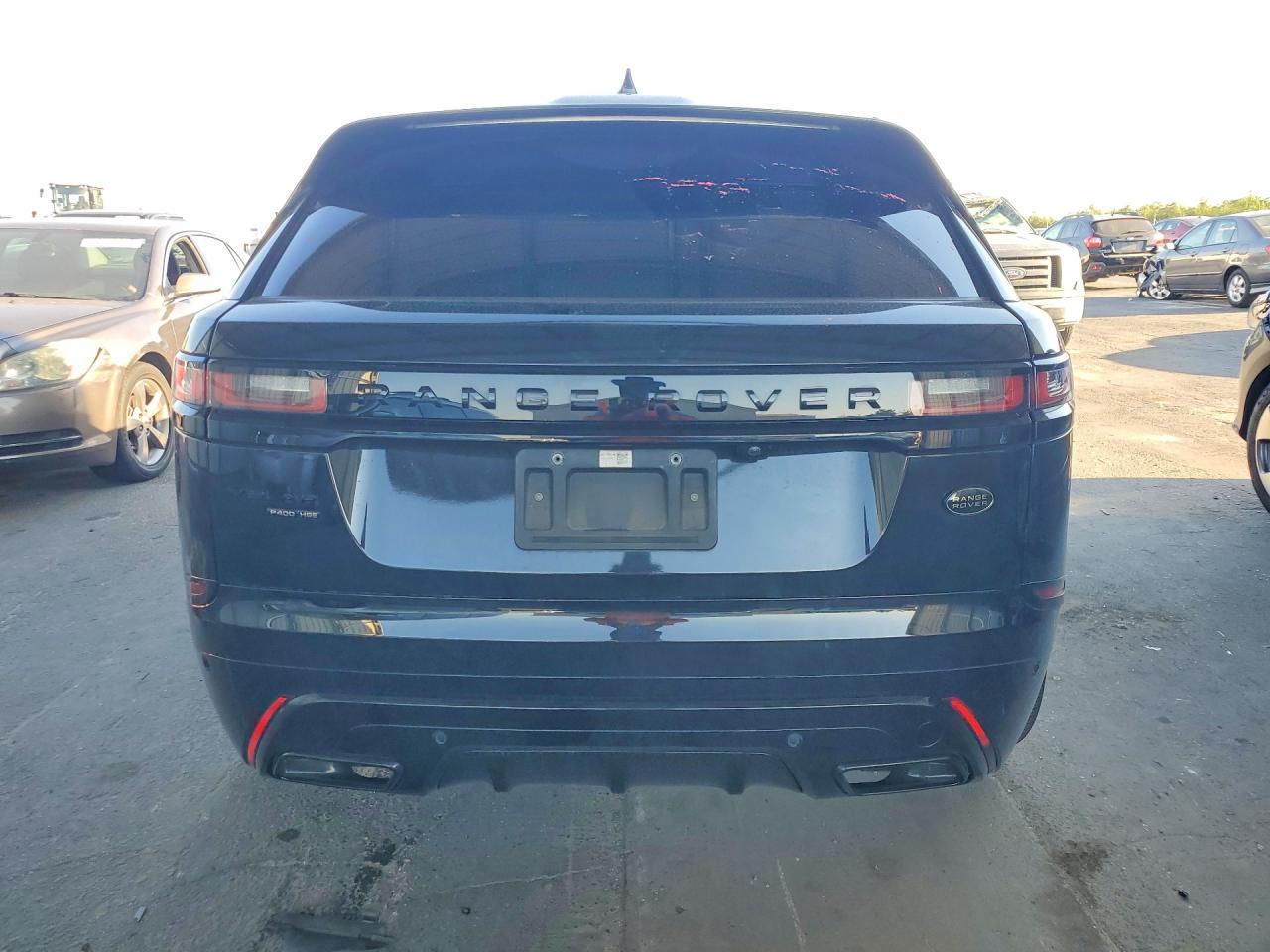 2021 LAND ROVER RANGE ROVER VELAR R-Dynamic HSE