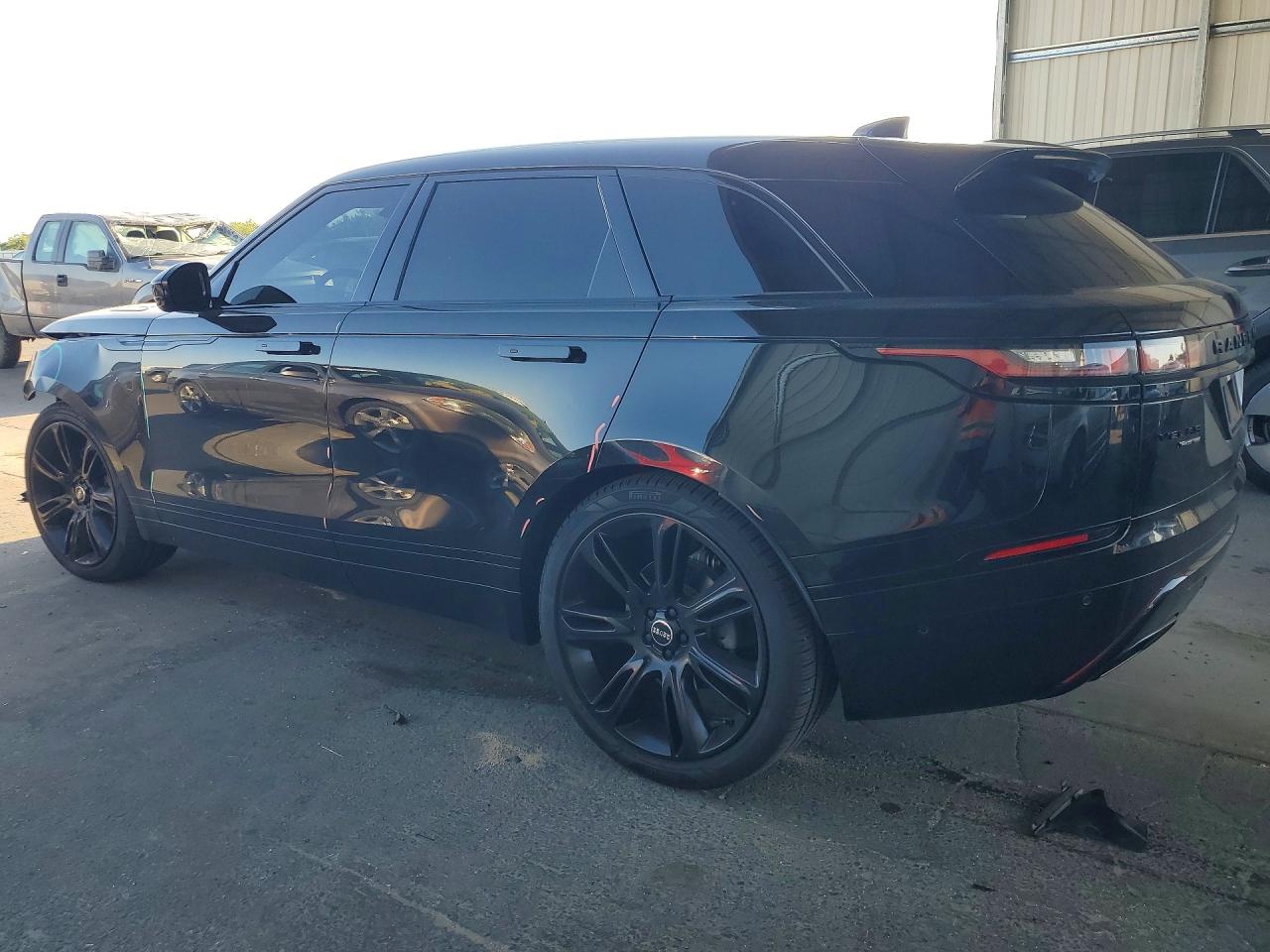 2021 LAND ROVER RANGE ROVER VELAR R-Dynamic HSE
