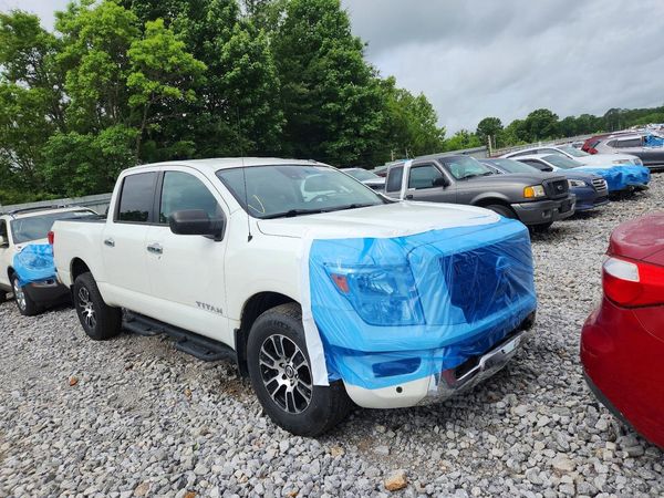2021 NISSAN TITAN