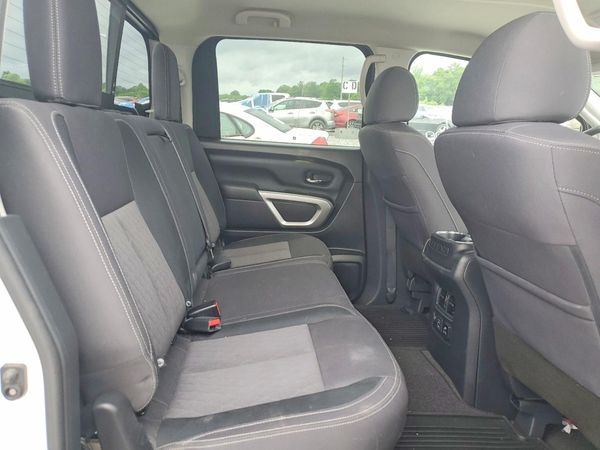 2021 NISSAN TITAN