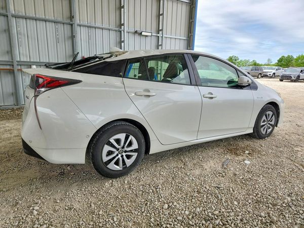 2017 TOYOTA PRIUS One/Two