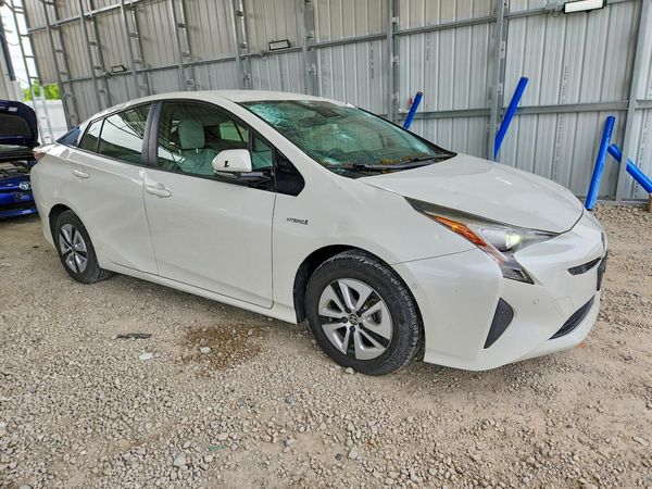 2017 TOYOTA PRIUS One/Two
