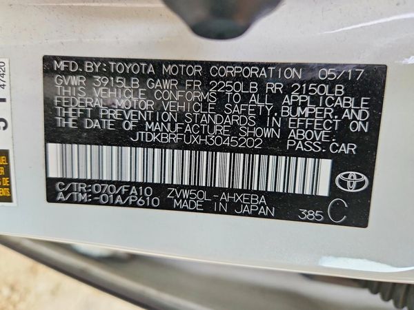 2017 TOYOTA PRIUS One/Two