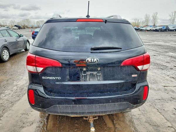 2015 KIA SORENTO GL