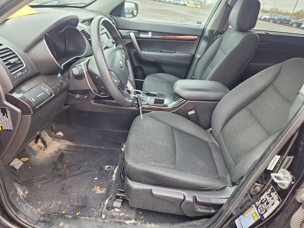 2015 KIA SORENTO GL