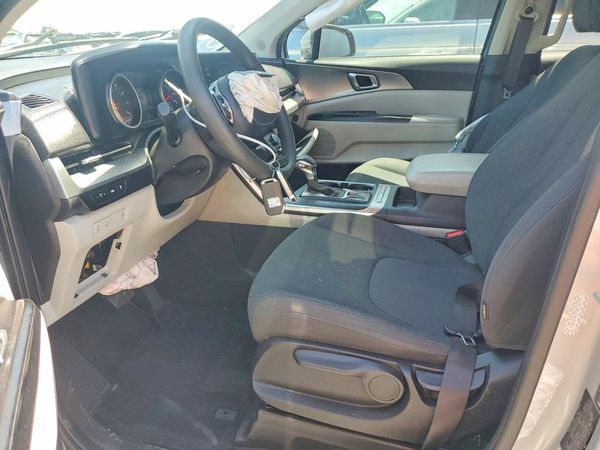 2022 KIA CARNIVAL LX, LX Seat Package — DENT
