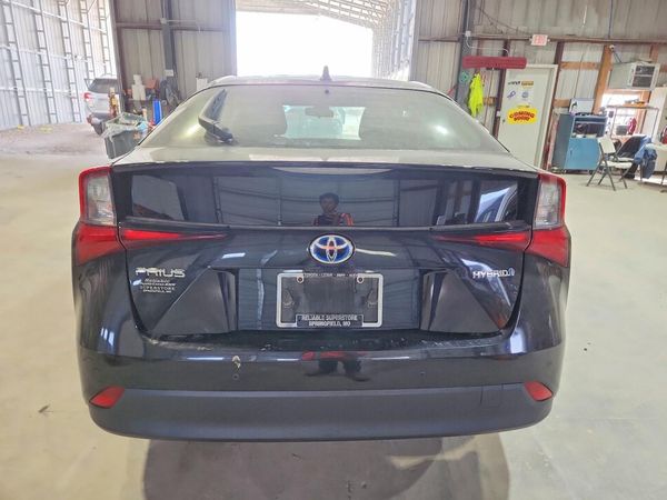 2020 TOYOTA PRIUS