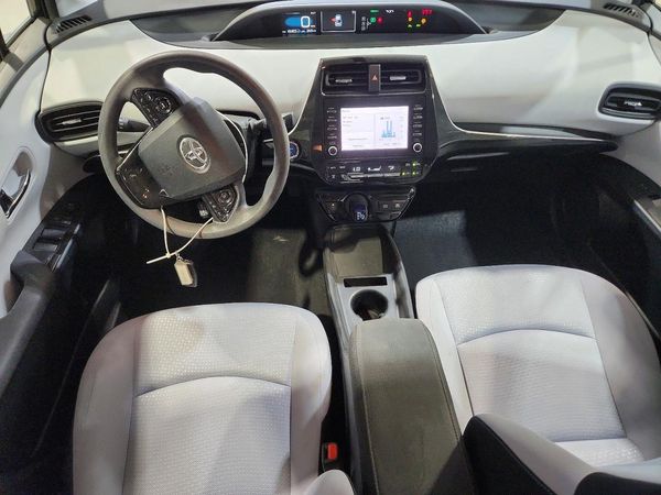 2020 TOYOTA PRIUS