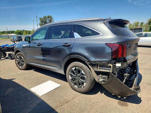 2025 KIA SORENTO
