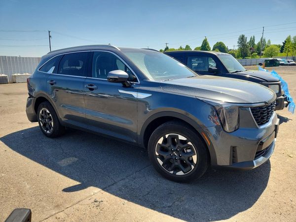 2025 KIA SORENTO