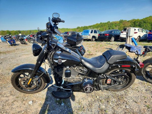 2016 HARLEY-DAVIDSON FL