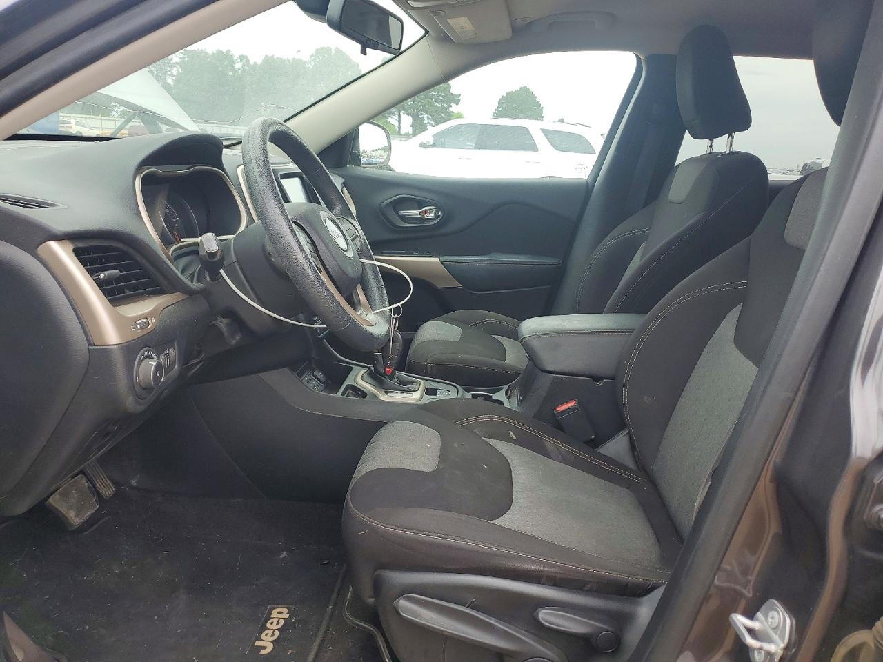 2018 JEEP CHEROKEE LATITUDE FWD