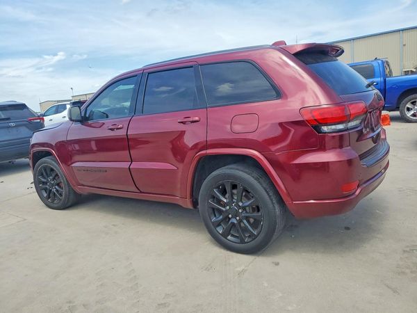 2018 JEEP GRAND CHEROKEE LAREDO 4X2