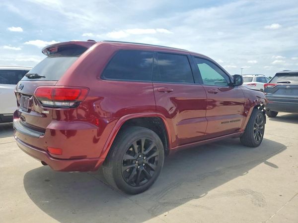 2018 JEEP GRAND CHEROKEE LAREDO 4X2