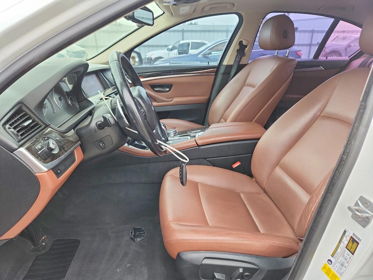 2016 BMW 528