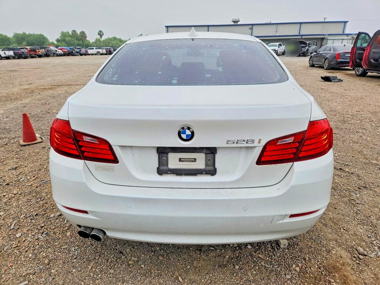 2016 BMW 528