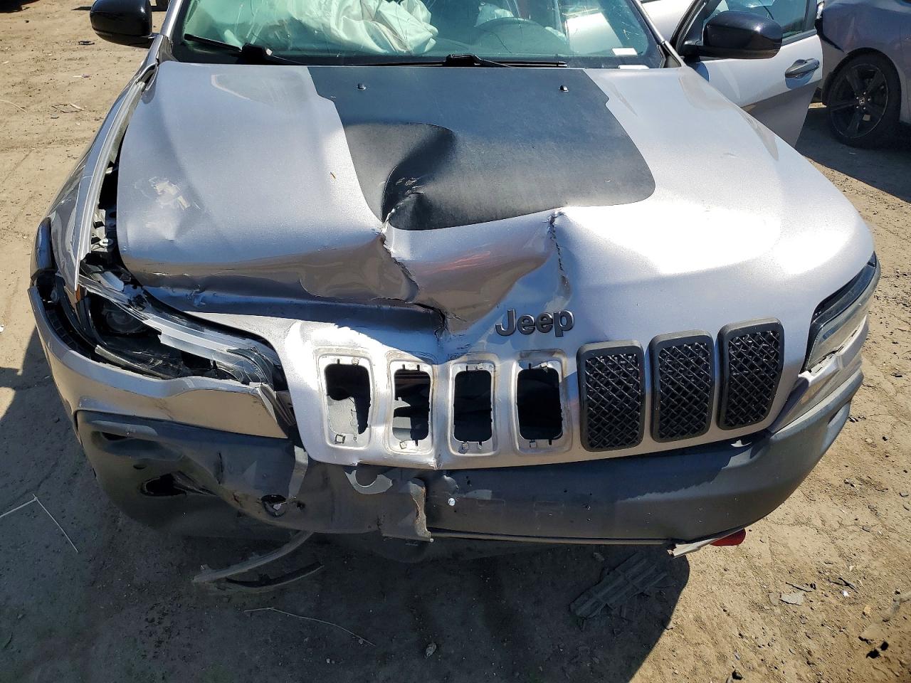 2019 JEEP CHEROKEE TRAILHAWK 4X4