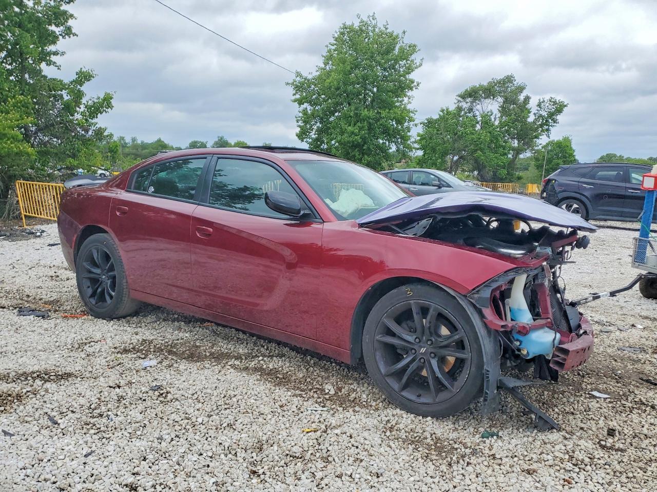 2019 DODGE CHARGER SXT