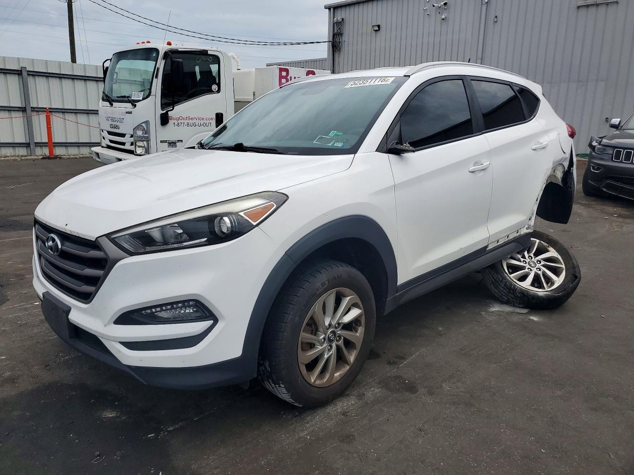 2016 HYUNDAI TUCSON