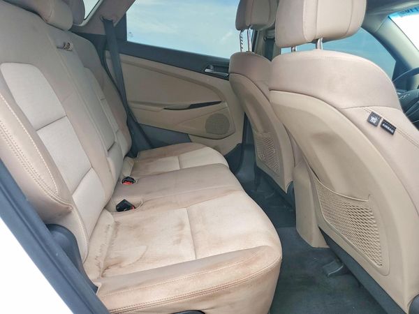 2016 HYUNDAI TUCSON