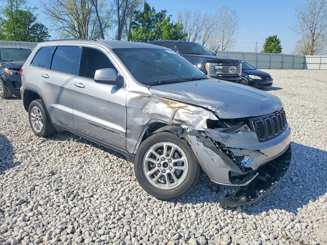2018 JEEP GRAND CHEROKEE LAREDO 4X4