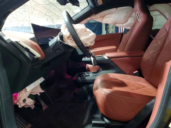 2024 BMW ALL OTHER xDrive50 — DENT