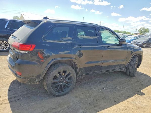 2017 JEEP GRAND CHEROKEE LAREDO 4X4