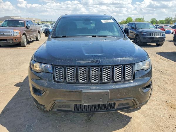 2017 JEEP GRAND CHEROKEE LAREDO 4X4