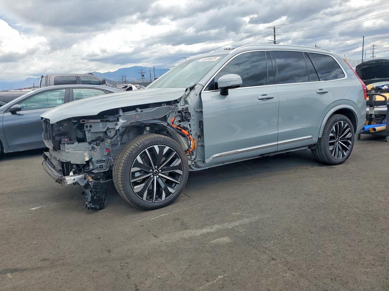 2024 VOLVO XC90 Core