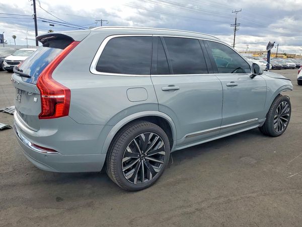 2024 VOLVO XC90 Core