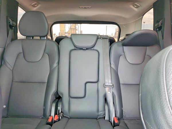 2024 VOLVO XC90 Core