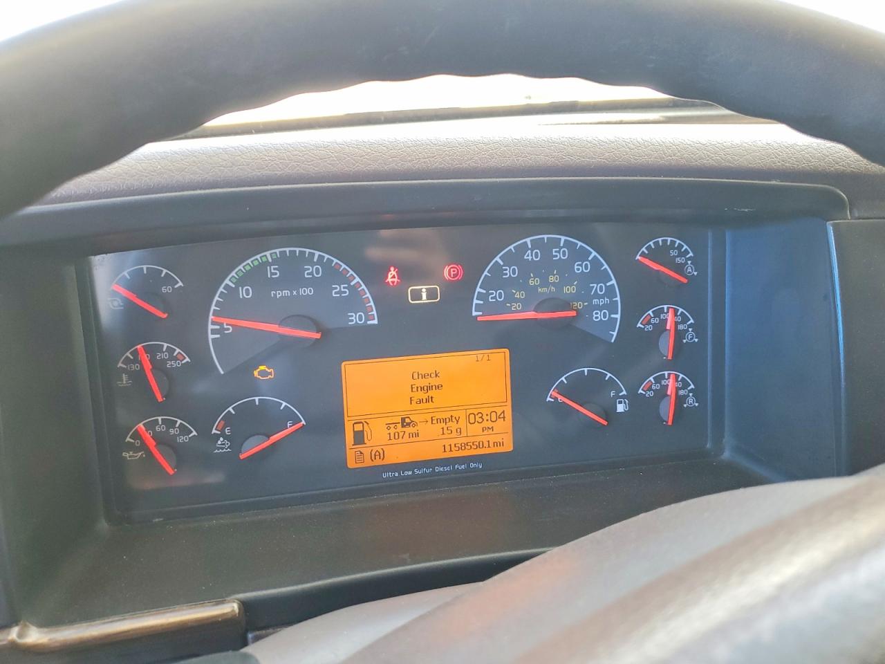 2016 VOLVO VN