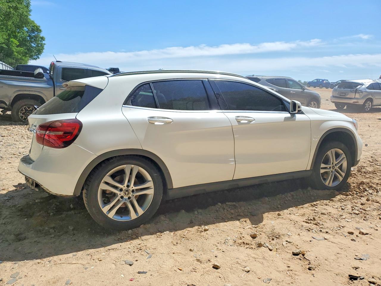 2018 MERCEDES-BENZ GLA GLA250-4M