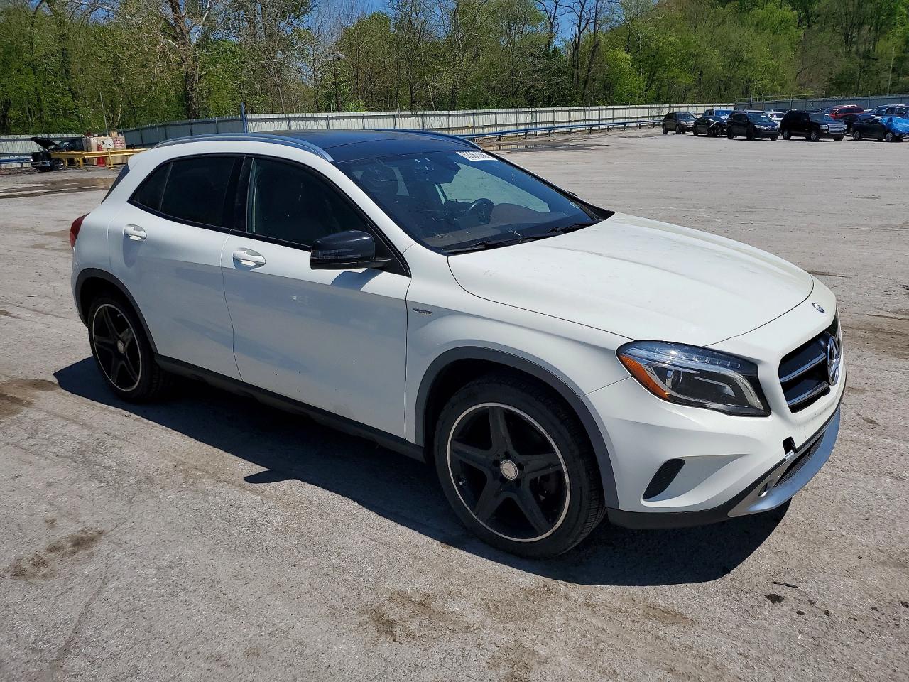 2015 MERCEDES-BENZ GLA GLA250 4-MATIC