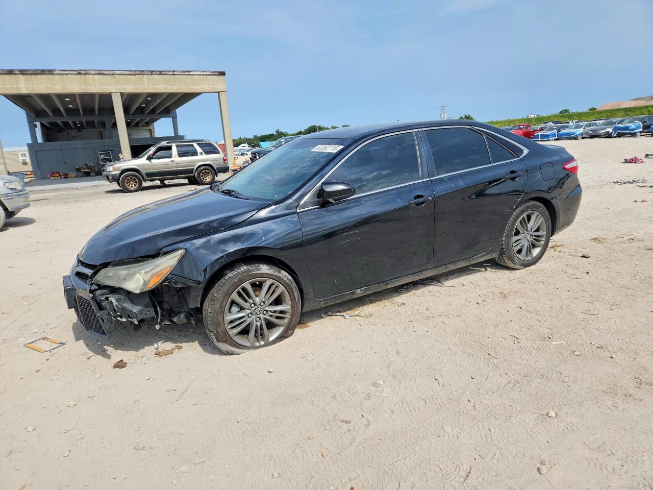 2017 TOYOTA CAMRY