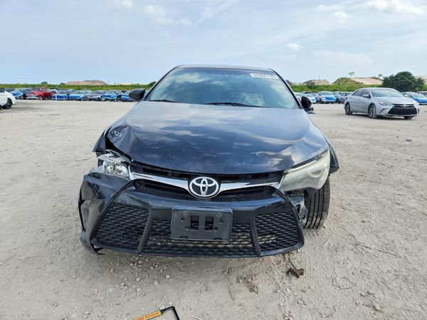 2017 TOYOTA CAMRY