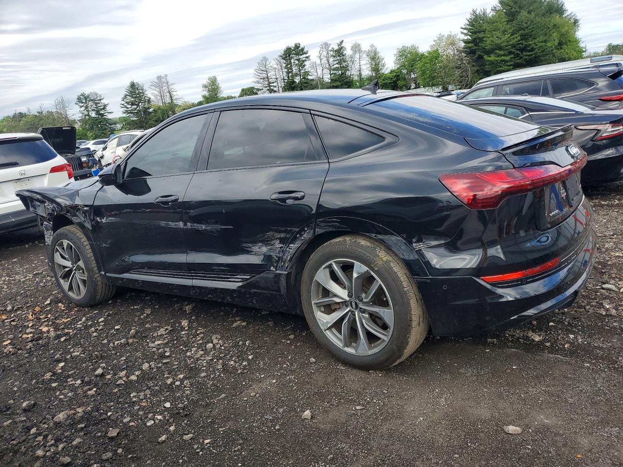 2021 AUDI E-TRON quattro Premium Plus
