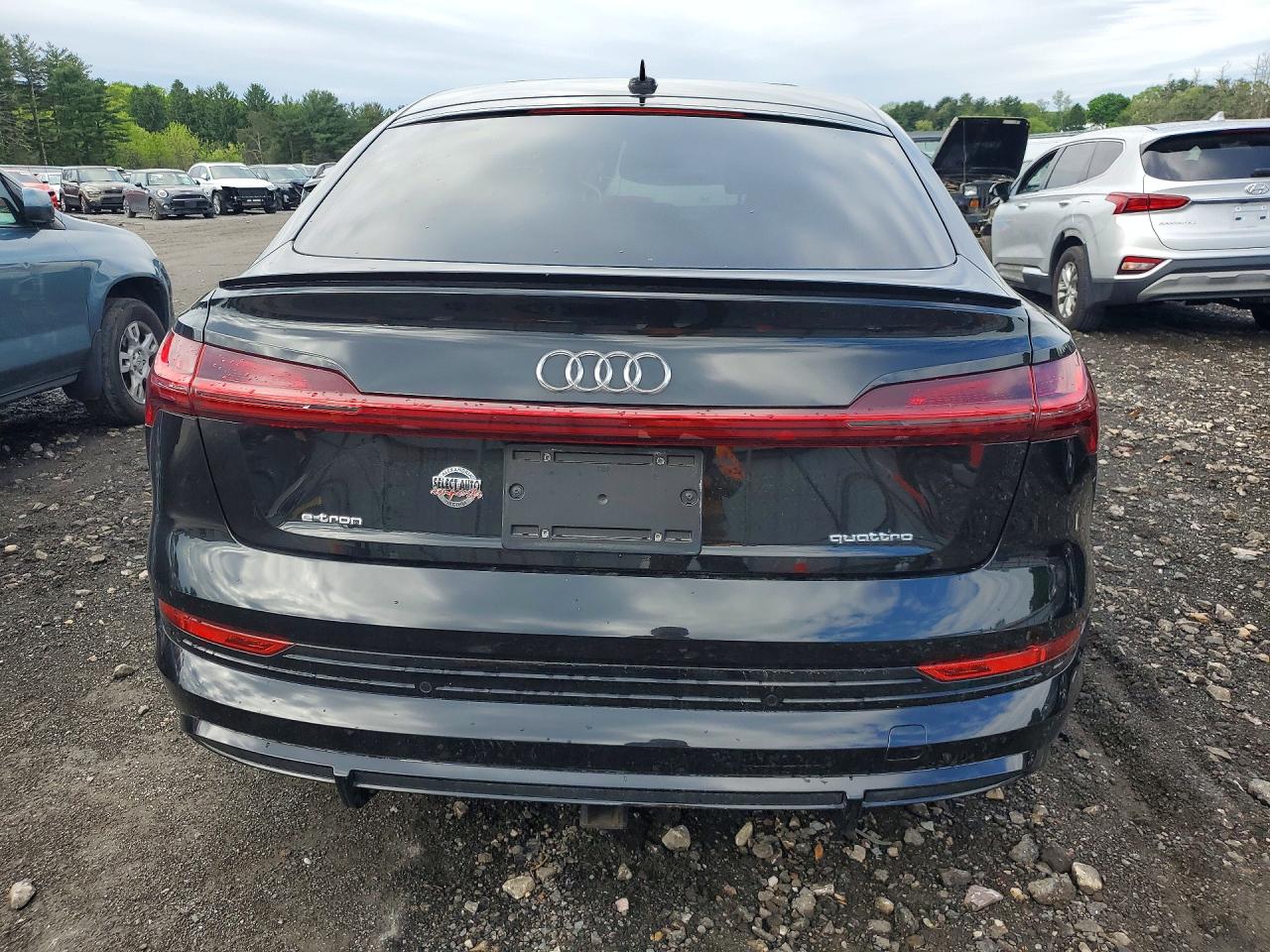 2021 AUDI E-TRON quattro Premium Plus