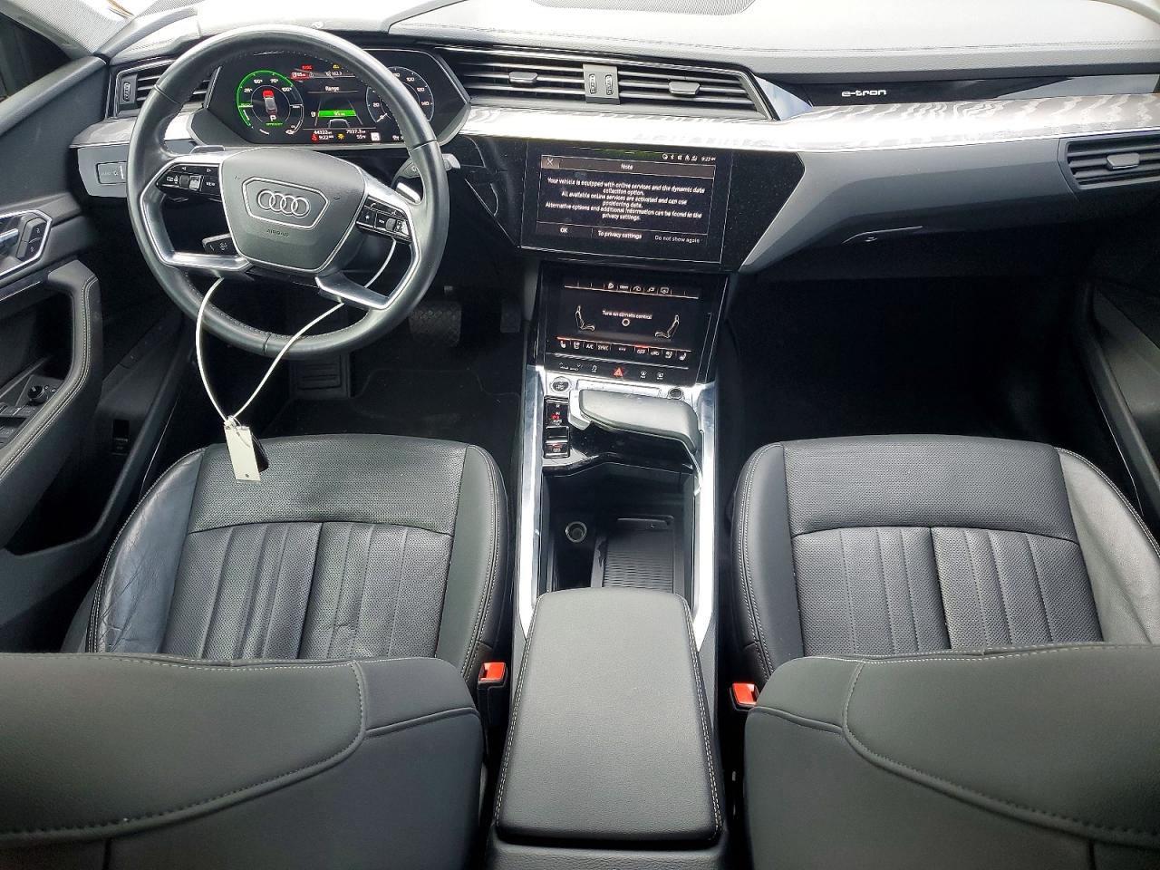 2021 AUDI E-TRON quattro Premium Plus