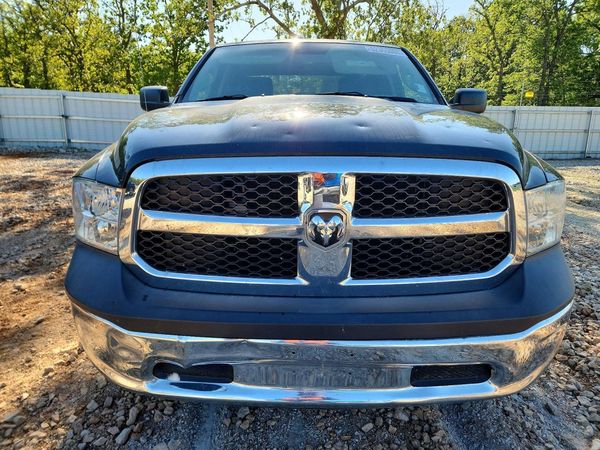 2016 RAM 1500 ST
