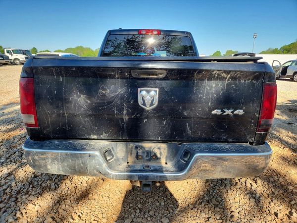 2016 RAM 1500 ST