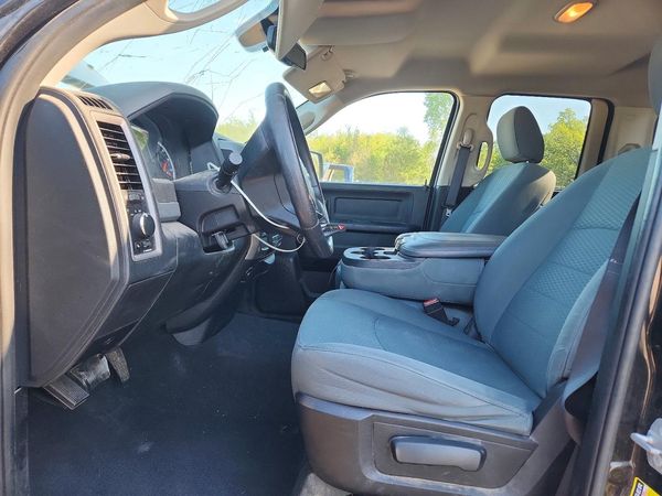 2016 RAM 1500 ST