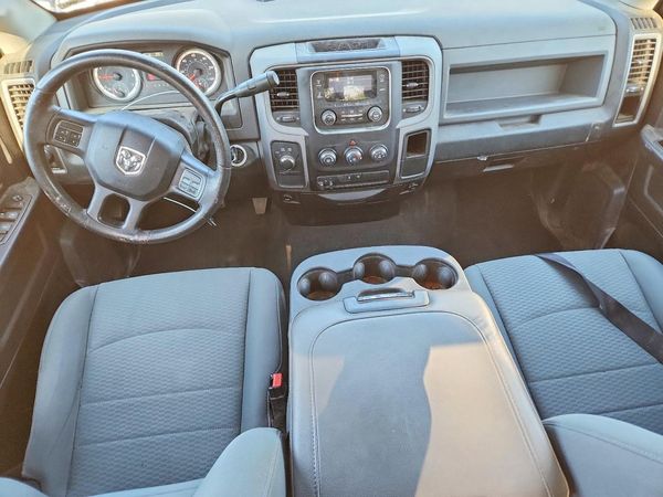 2016 RAM 1500 ST
