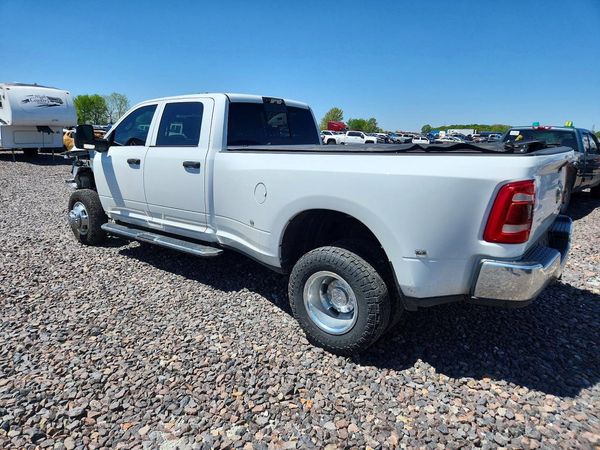 2023 RAM 3500 TRADESMAN CREW CAB 4X4